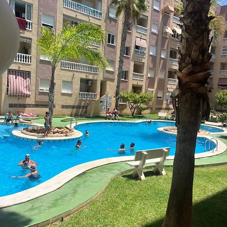 Magdalena Apartament Torrevieja Exterior photo