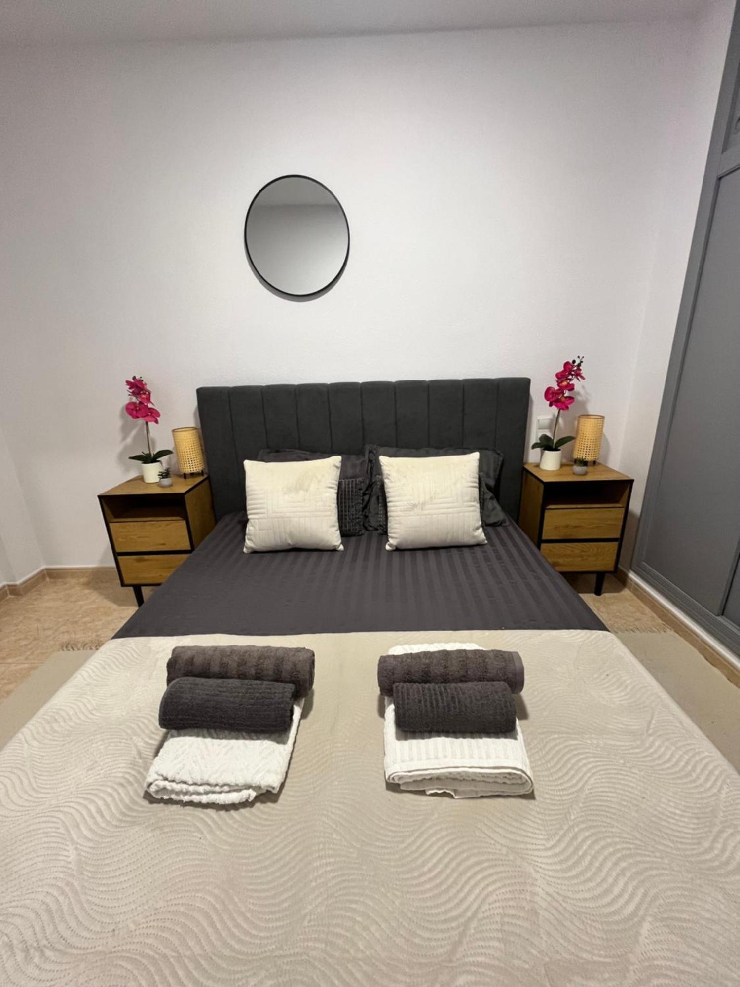 Magdalena Apartament Torrevieja Exterior photo